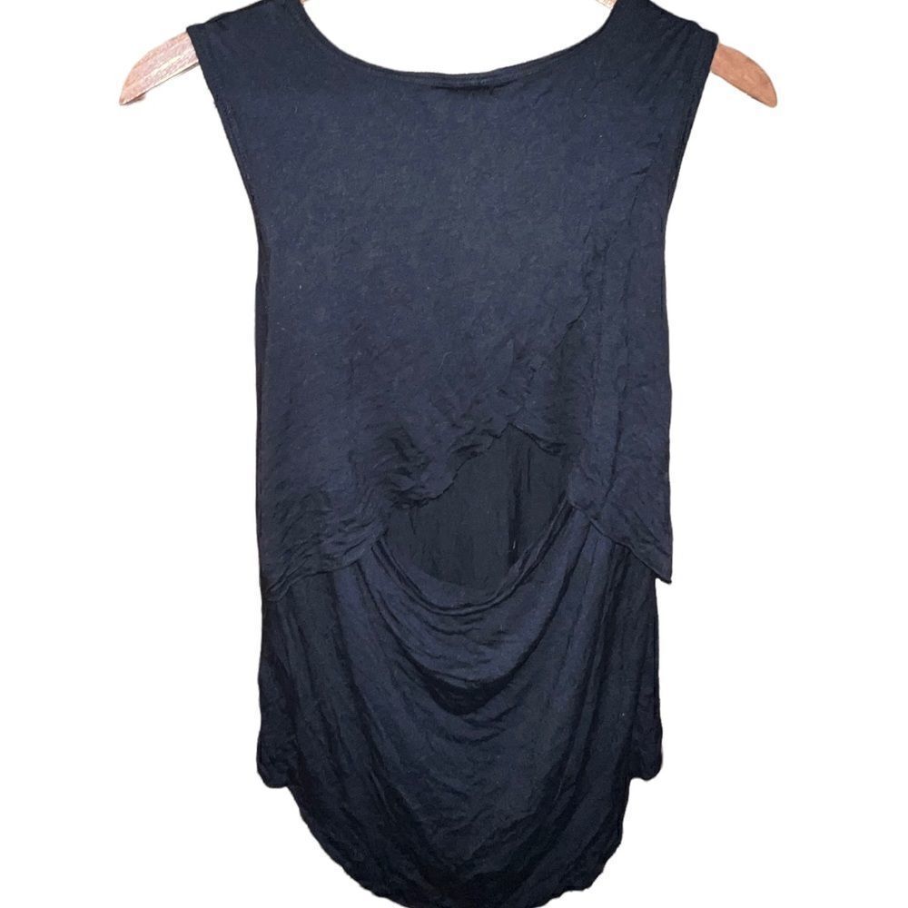 ‎H.I.P. lightweight sleeveless tank with open back size medium